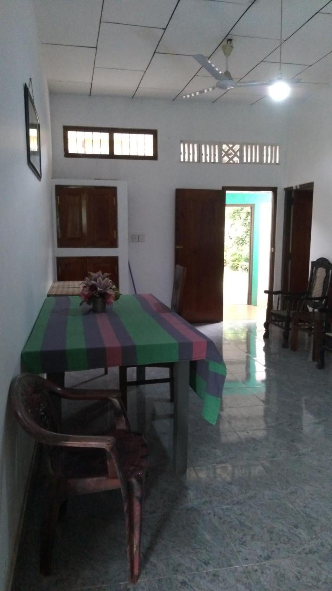 Ch Rooms - Transit Airport Negombo Extérieur photo